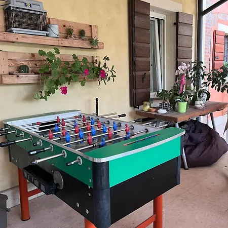 Appartamento Residenza La Corte Verona A 10 Minuti Dall'Arena - Piano Terra Con Terrazza Esclusiva, Giardino, Piscina E Comodo Posto Auto アパート
