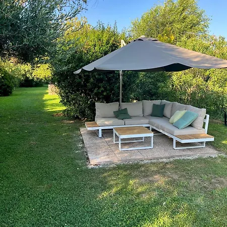 Apartamento Residenza La Corte A 10 Minuti Di Auto Dall'arena- Piano Terra Con Terrazza Esclusiva, Giardino, Piscina E Comodo Posto Auto Verona